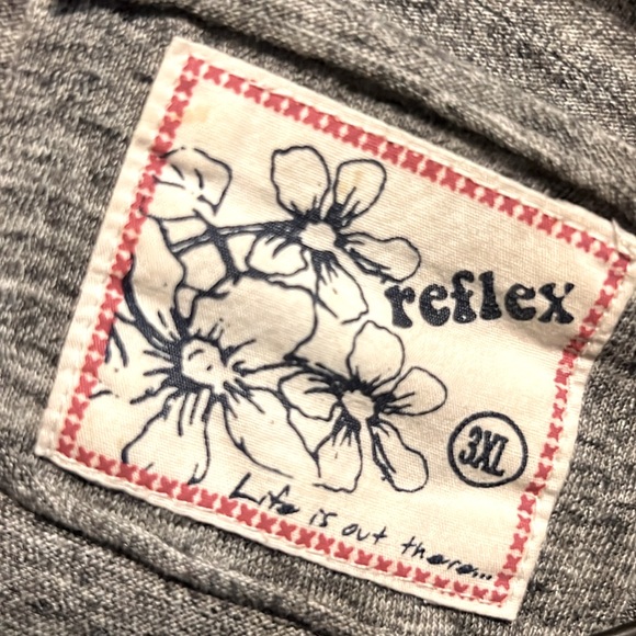 🔖 CLEARANCE🔖REFLEX 🖤 SOFT GRAY/BLACK LONG SLEEVE V-NECK “LOVE” TSHIRT TOP 3X - Picture 6 of 7